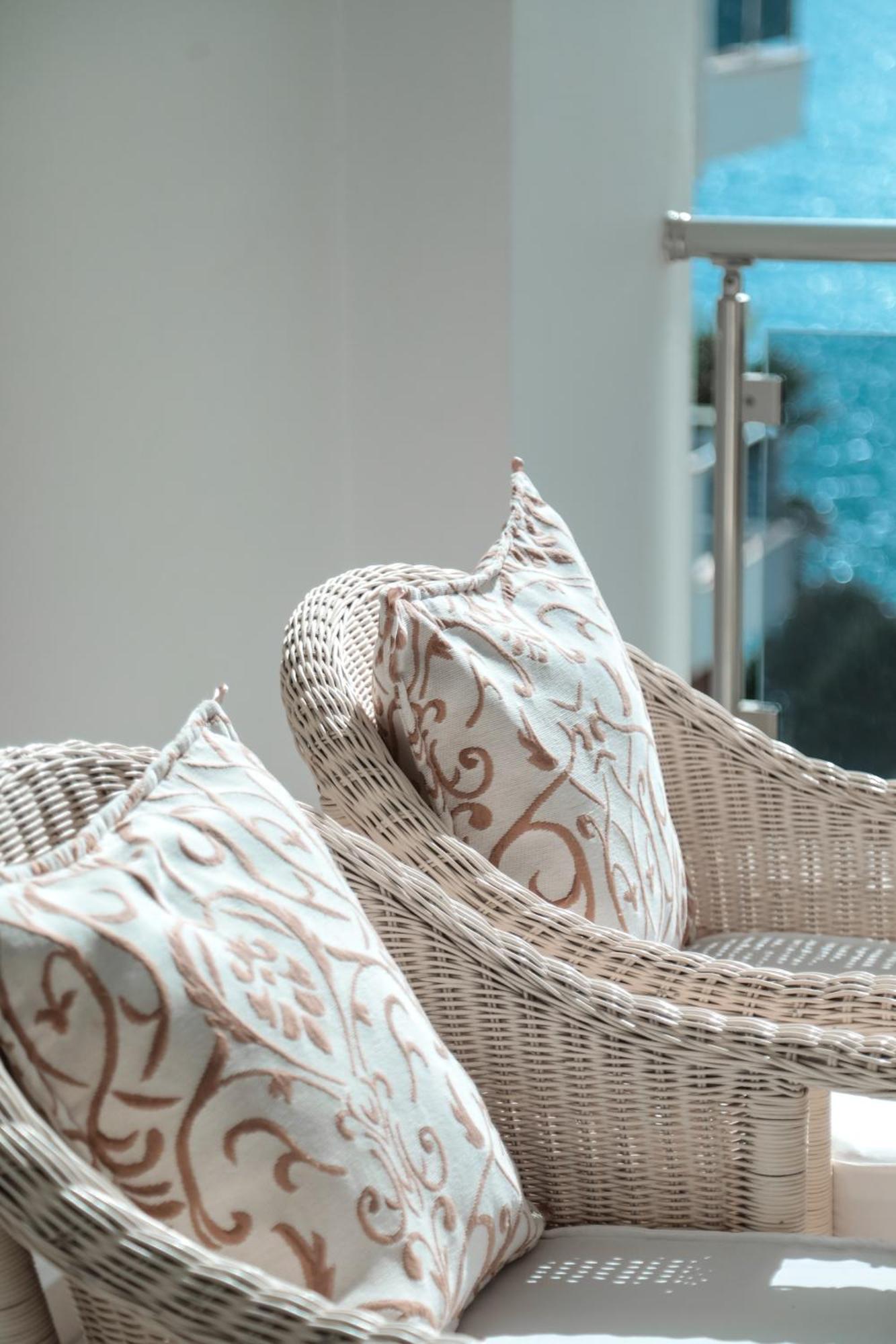 Limani Deluxe Apartments Саранда Экстерьер фото