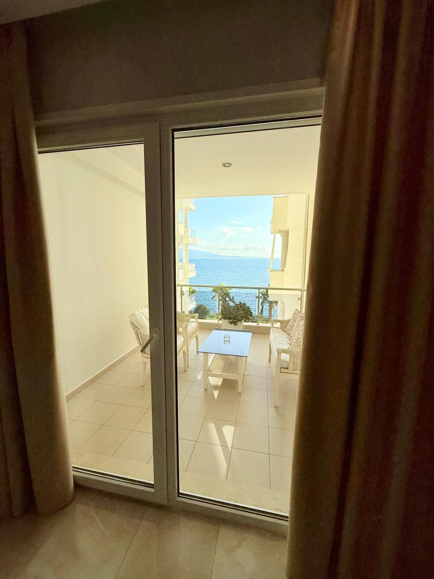 Limani Deluxe Apartments Саранда Экстерьер фото