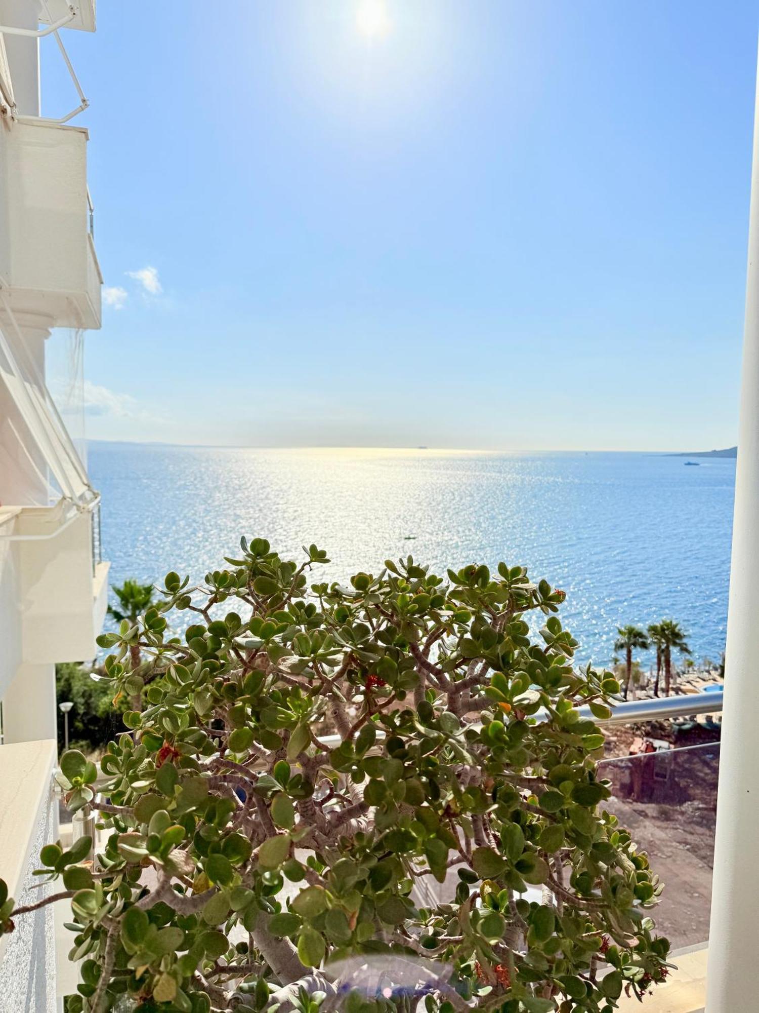 Limani Deluxe Apartments Саранда Экстерьер фото