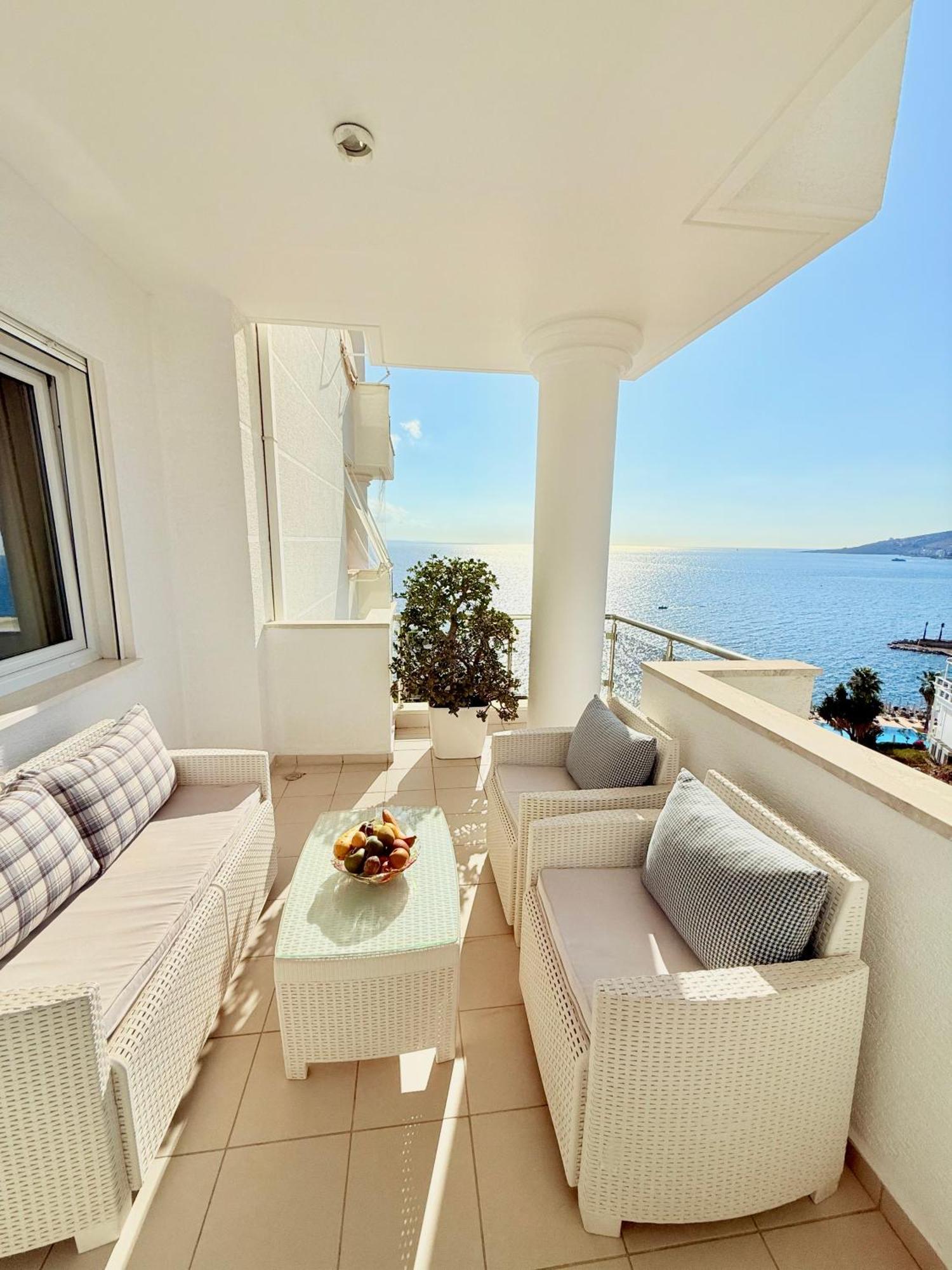 Limani Deluxe Apartments Саранда Экстерьер фото