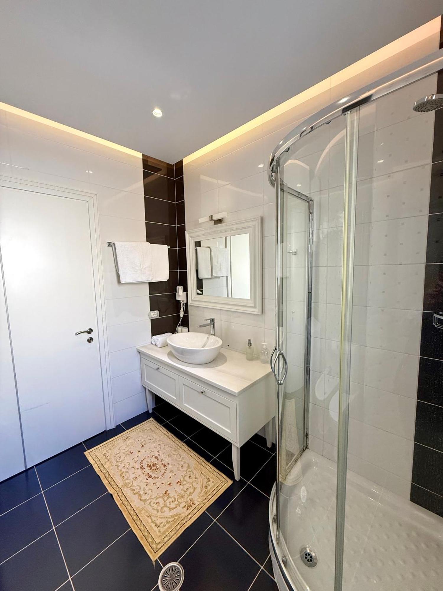 Limani Deluxe Apartments Саранда Экстерьер фото